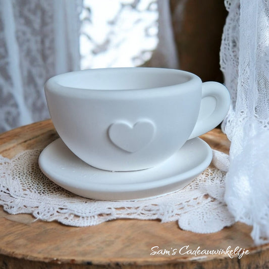 Handgemaakt Kop en Schoteltje van Porseleingips