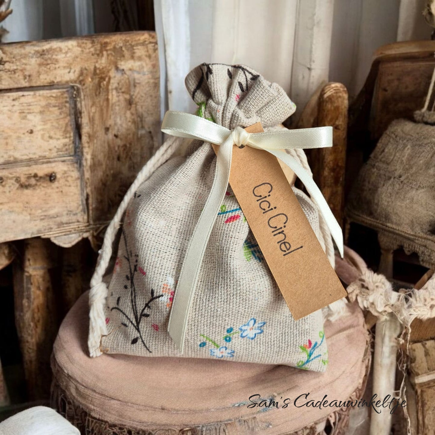 Geurzakjes van linnen/jute